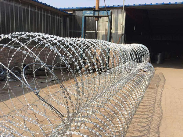 螺旋式刀片刺繩